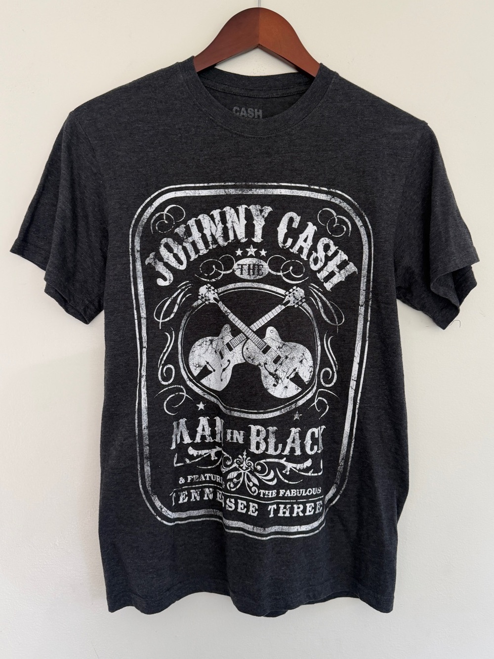 Ash Grey Johnny Cash Man in Black Graphic Tee size Small